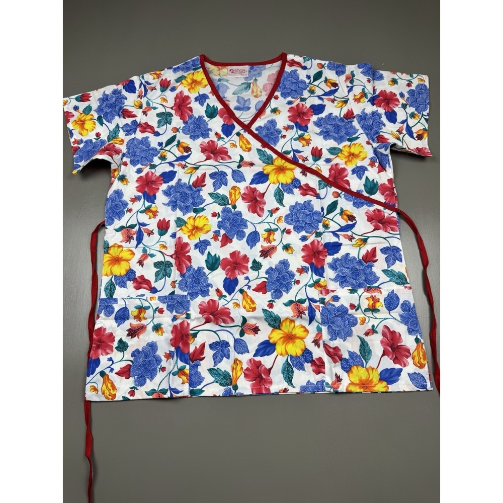 Fashion Scrubs Women's V Neck Mock Wrap Floral Pattern Ties In Back Size Large